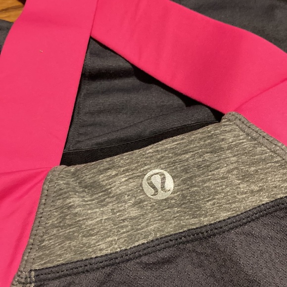 Lululemon tank - Size 2 or 4 - Picture 3 of 3